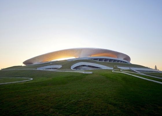 Гальванизированный спортзал стадиона стальной структуры облегченный Prefab стальной строя